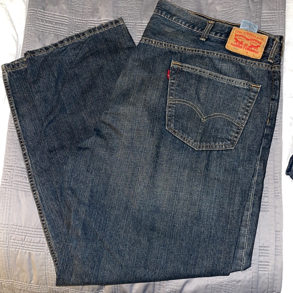 NWOT LEVI’s 550 48x32